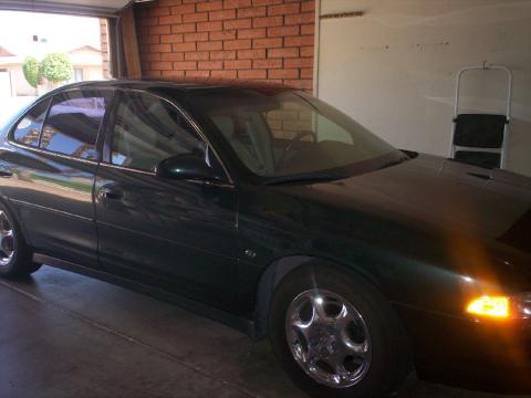 Forest Green Metallic 1999 Oldsmobile Intrigue GL with Neutral interior 1999 