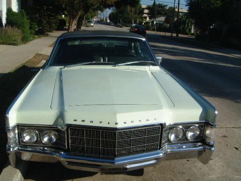Pale Green 1968 Lincoln Continental Coupe with Green Leather interior 1968 