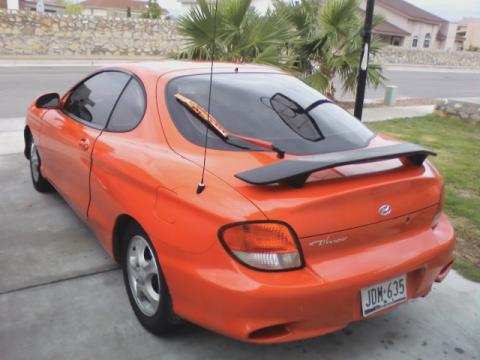 hyundai tiburon 2001 interior. Red Orange 2000 Hyundai
