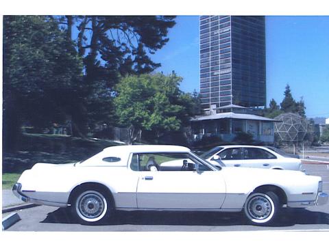White 1973 Lincoln Continental