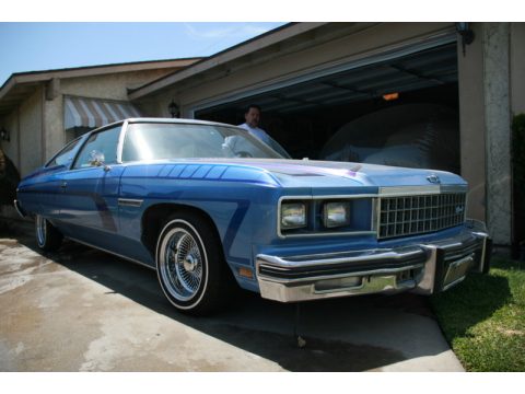 Classic  Photo  on Different Blues 1976 Chevrolet Caprice Classic 2 Door Glasshouse With